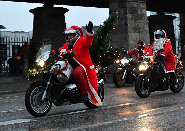 Christmas Biketour des Vereins «Santa Claus on Road»