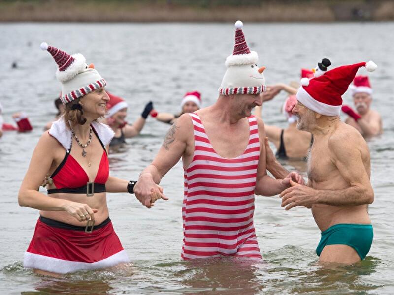 Weihnachtsbaden im Orankesee