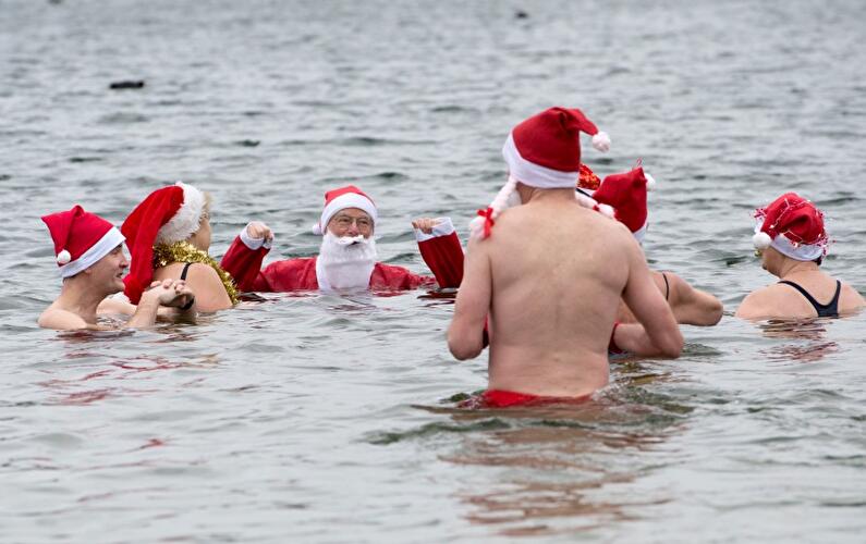 Weihnachtsbaden im Orankesee