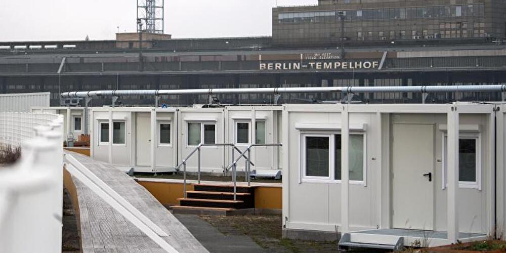 Wohncontainer auf dem Tempelhofer Feld