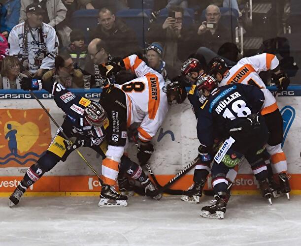 Eisbären Berlin - Grizzlys Wolfsburg