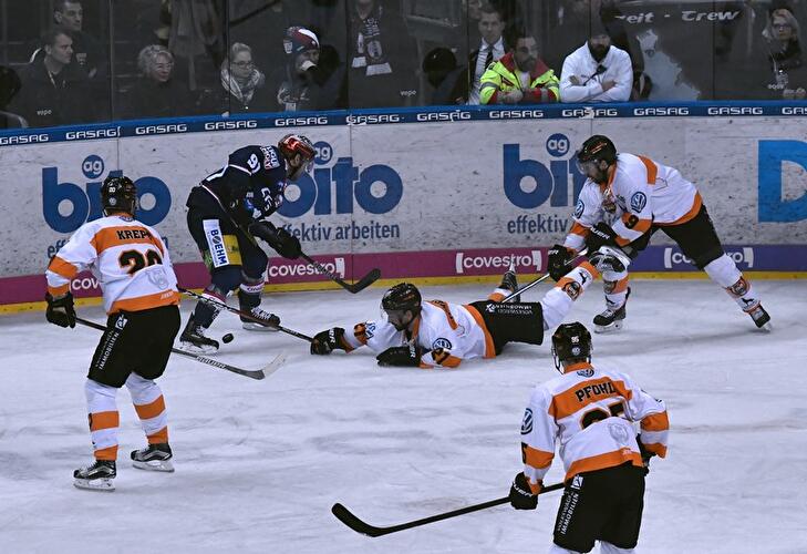 Eisbären Berlin - Grizzlys Wolfsburg