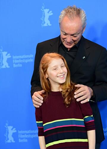 Sara Casu und Udo Kier