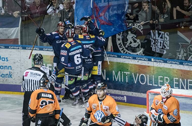 Eisbären Berlin - Grizzlys Wolfsburg