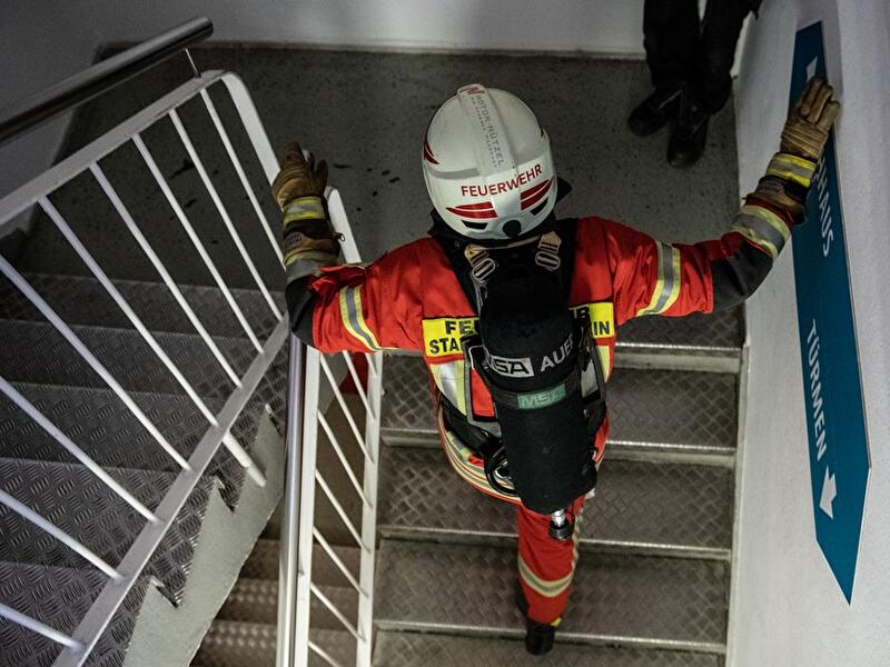 39 Etagen in voller Ausrüstung