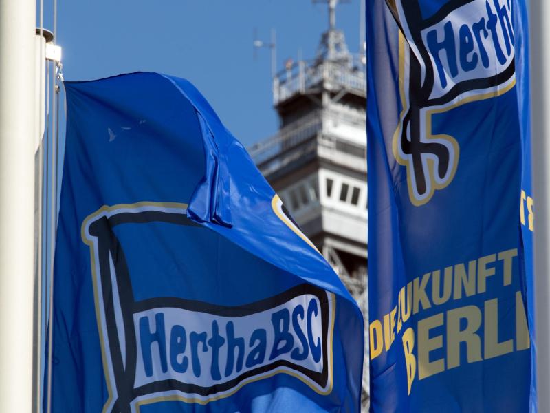 Hertha Bsc Nur Halber Kader Im Training Berlin De