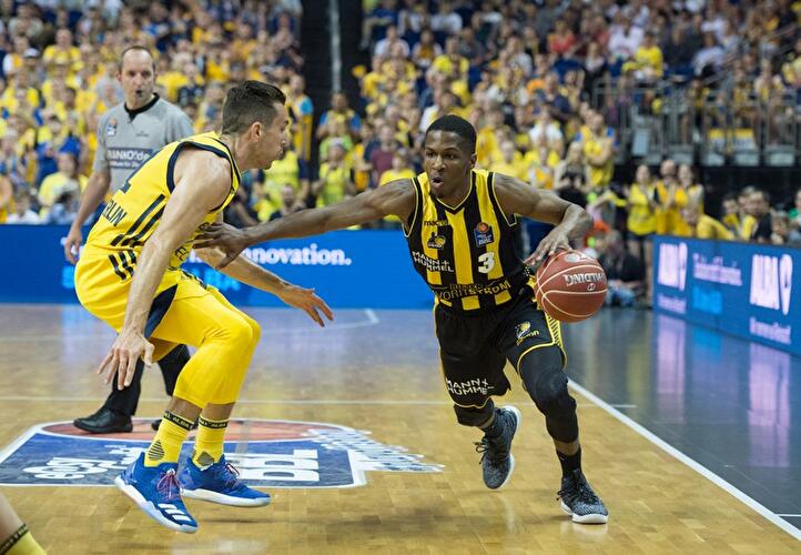 Kerron Johnson und Spencer Butterfield