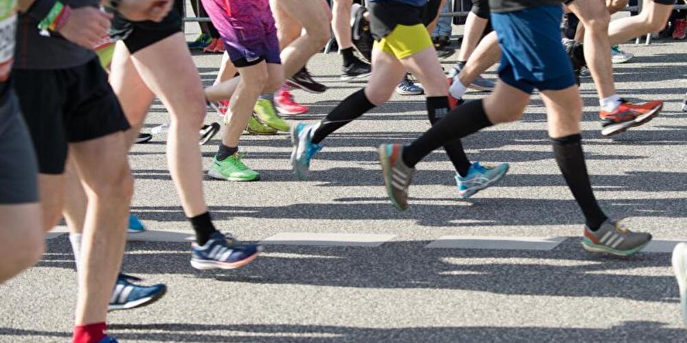 Runners on the track