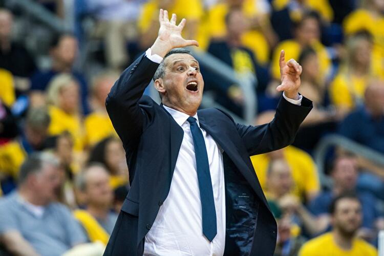 Coach Dejan Radonjic