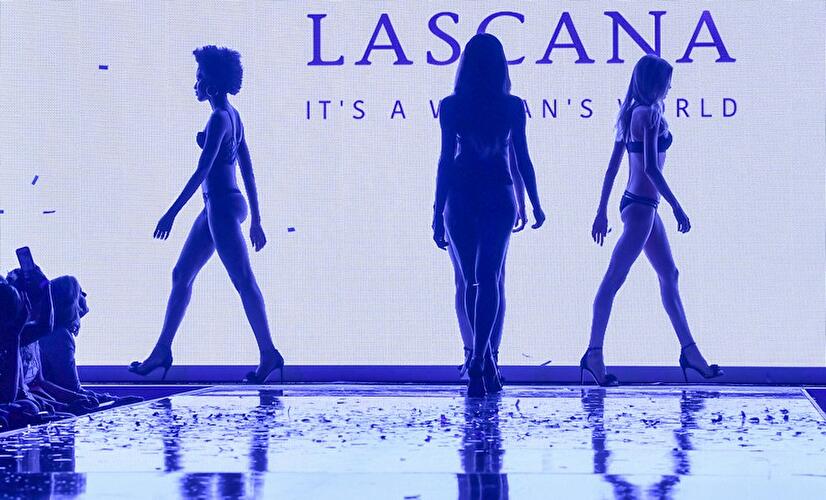 Models mit der neuen Unterwäsche von Lascana