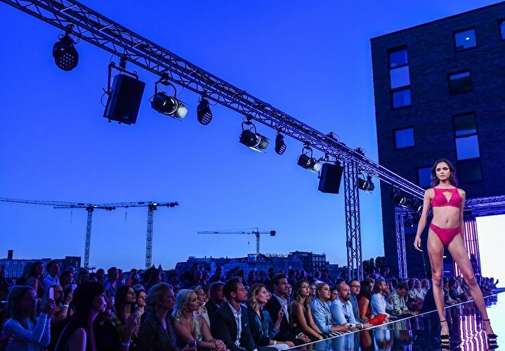 Catwalk des Modelabels Lascana