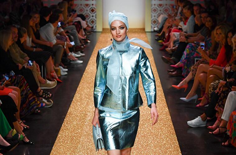 Futuristische Kleidung