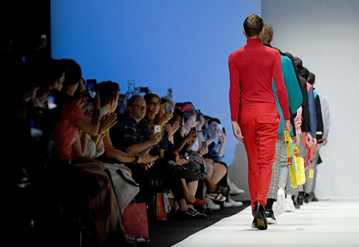 Bunte Herrenmode