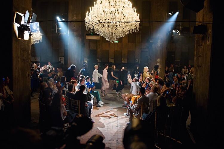 Models auf dem Laufsteg