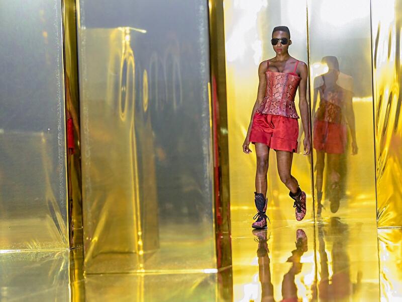 Spiel mit klassischen Formen