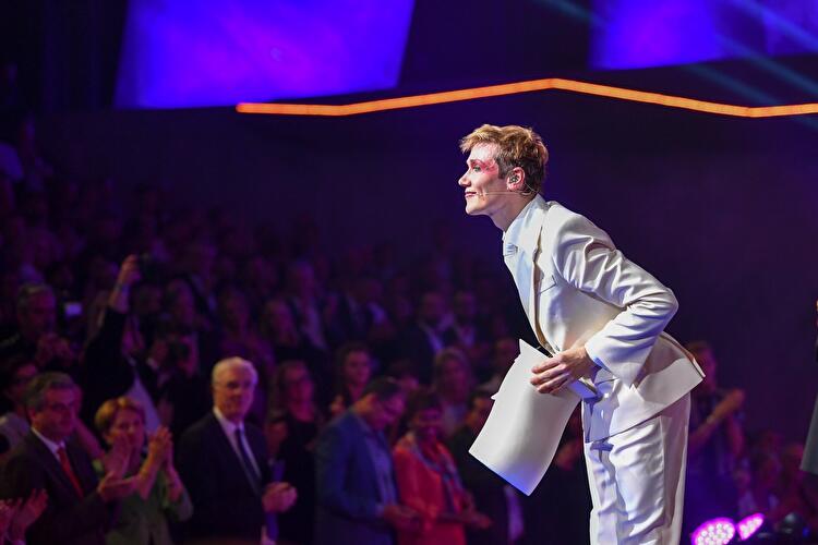 Premiere der Show "Vivid" im Friedrichstadt-Palast