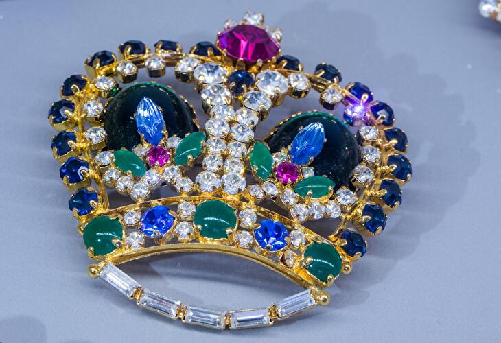 Bijoux Bijoux! Modeschmuck von Chanel bis Dior