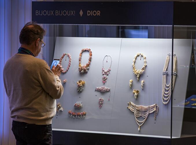 Bijoux Bijoux! Modeschmuck von Chanel bis Dior
