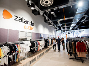 Blick in eine Outlet-Filiale von Zalando