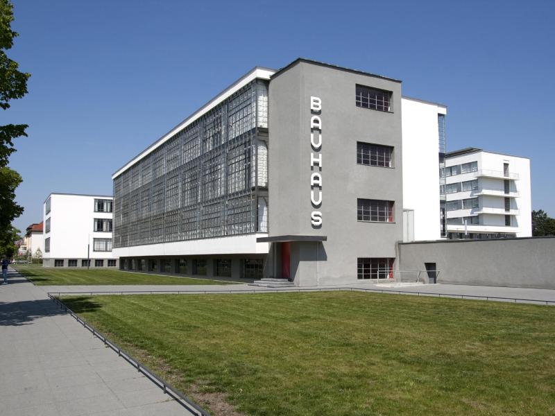 Schulgebäude für das Bauhaus in Dessau