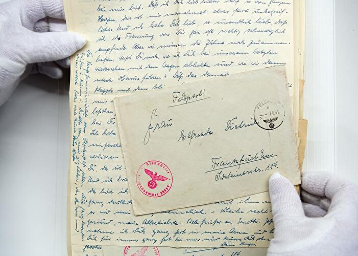 Feldpostbriefe im Museum für Kommunikation