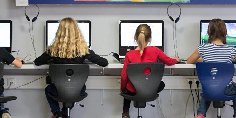 Computer im Klassenraum