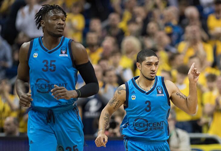 Alba siegt gegen Malaga