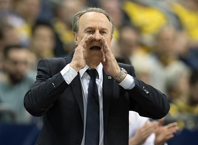 Alba siegt gegen Malaga