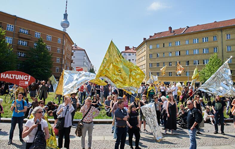 Demos: "Ein Europa für Alle" und "Europa der Vielen"