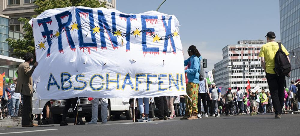 Demos: "Ein Europa für Alle" und "Europa der Vielen"
