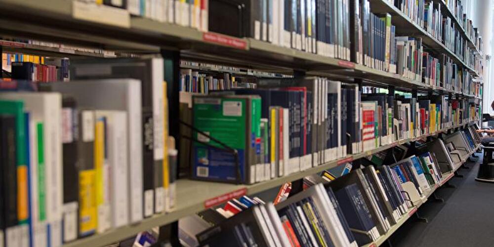Blick in Bibliothek