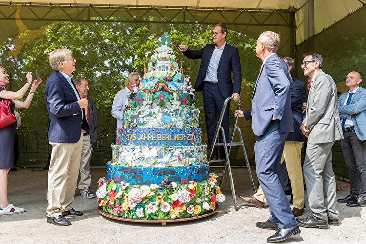 Zoo Berlin feiert 175. Jubiläum mit großer Torte