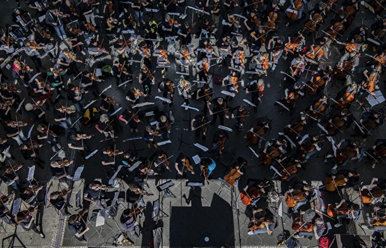 Symphonic Mob (3)