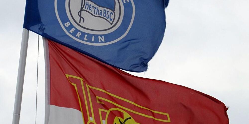 Flaggen von 1.FC Union und Hertha BSC