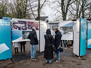 Ausstellungen zum Mauerfall-Jubiläum (1)