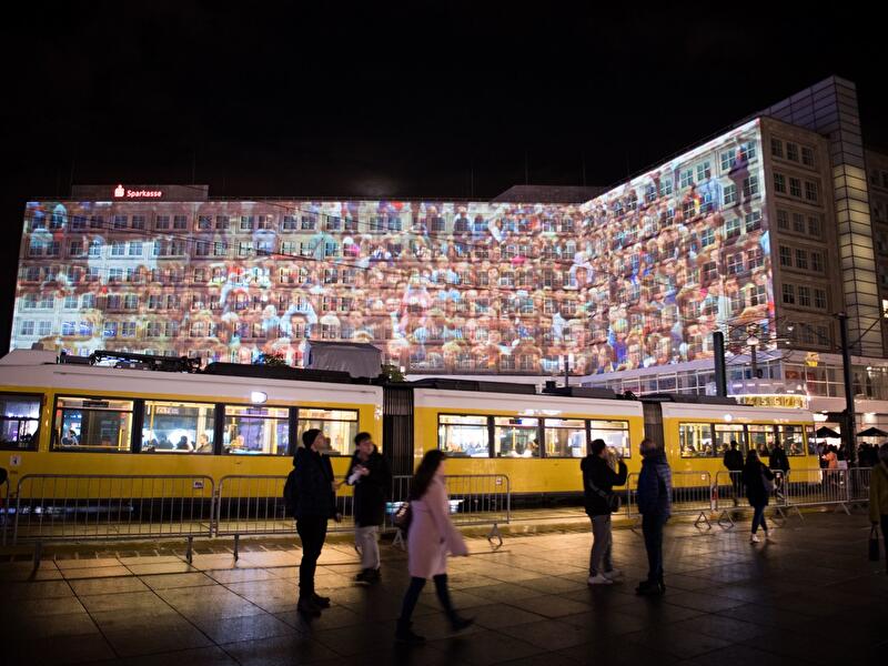 Illuminationen zum Mauerfall-Jubiläum (3)