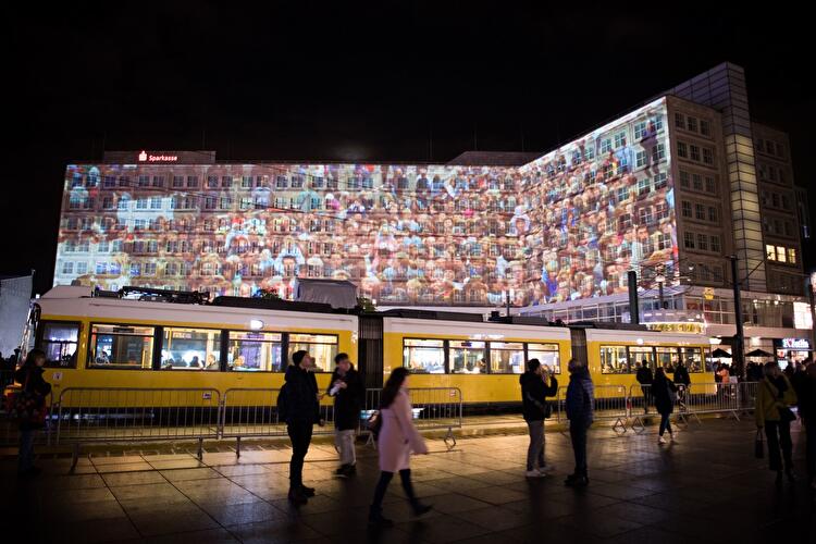Illuminationen zum Mauerfall-Jubiläum (3)
