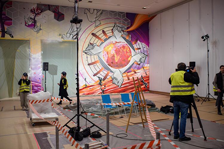 375 Quadratmeter Wandbild im Humboldt Forum