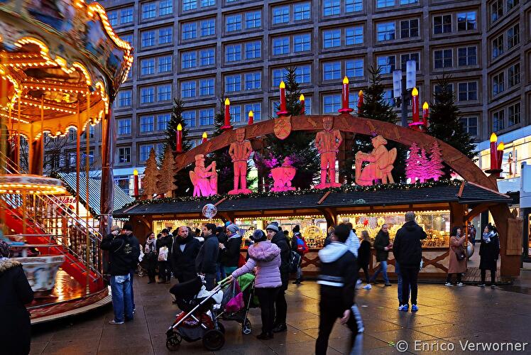 Weihnachtsmarkt auf dem Alexanderplatz (10)