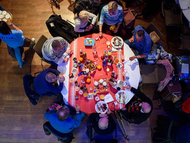 Frank Zanders Weihnachtsfeier für Obdachlose (6)