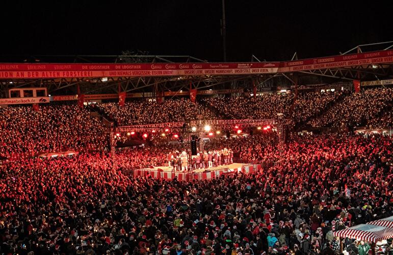 Weihnachtssingen beim 1. FC Union Berlin