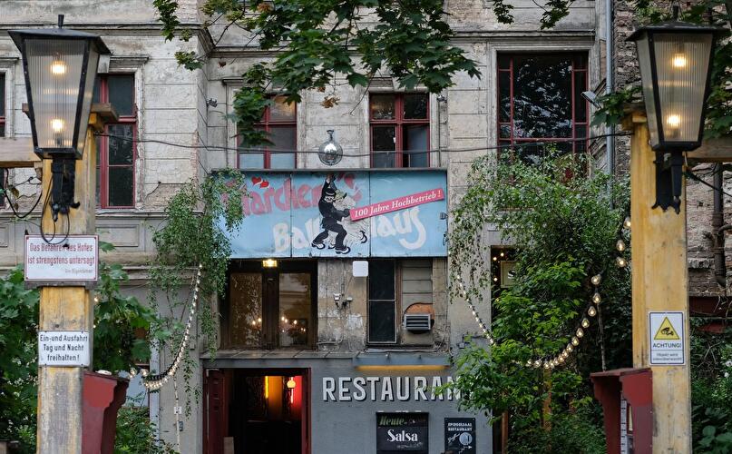 Der Eingang von Clärchens Ballhaus