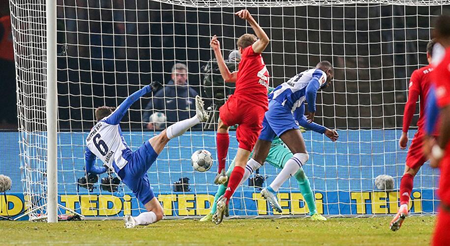Hertha BSC - Bayern München (10)