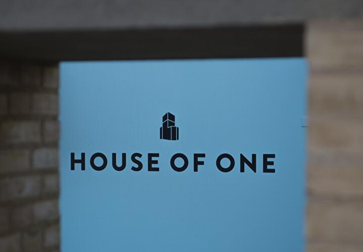 House of one (1)