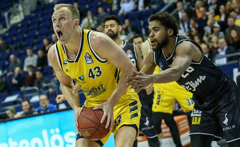 Alba Berlin - Hakro Merlins Crailsheim (5)