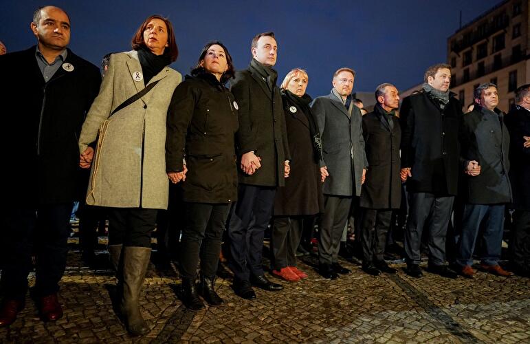 Berlin trauert um die Opfer von Hanau (1)
