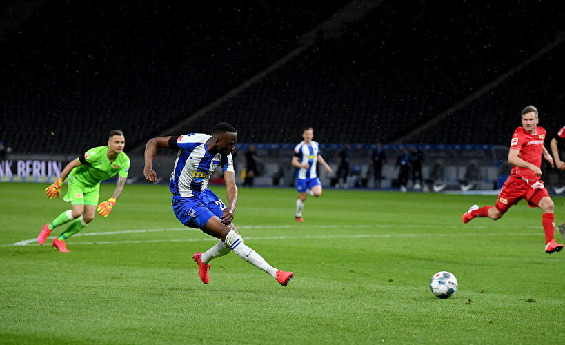 Hertha vs. Union im Olympiastadion (12)