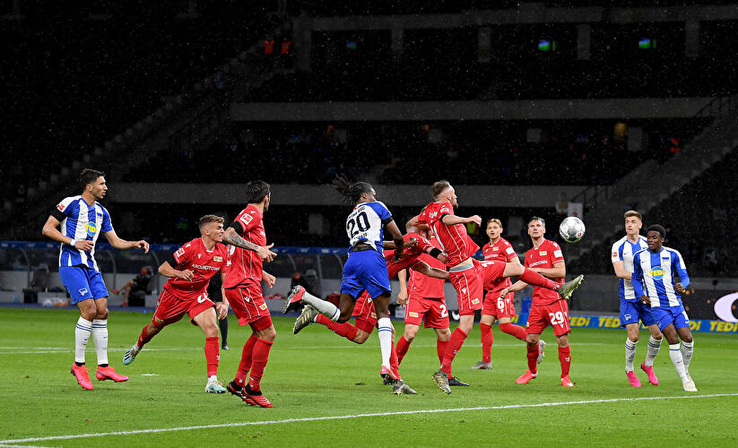 Hertha vs. Union im Olympiastadion (17)