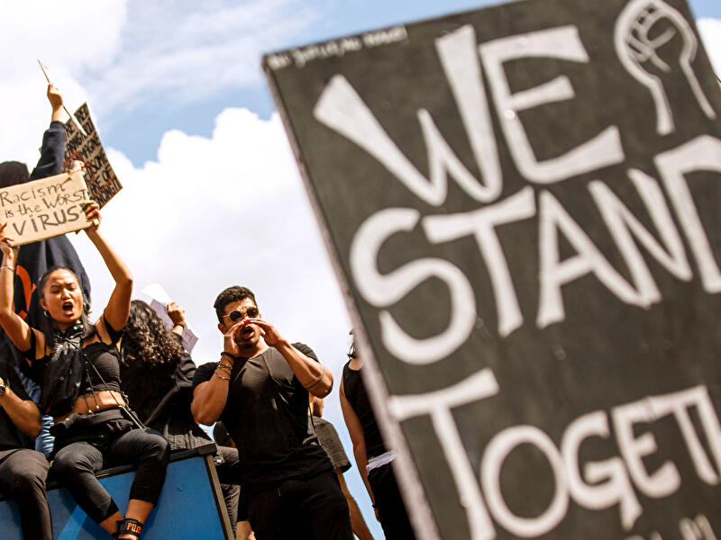 Demonstration gegen Rassismus am Alexanderplatz (10)