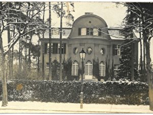 Das historische Foto zeigt die "Villa Wurmbach"